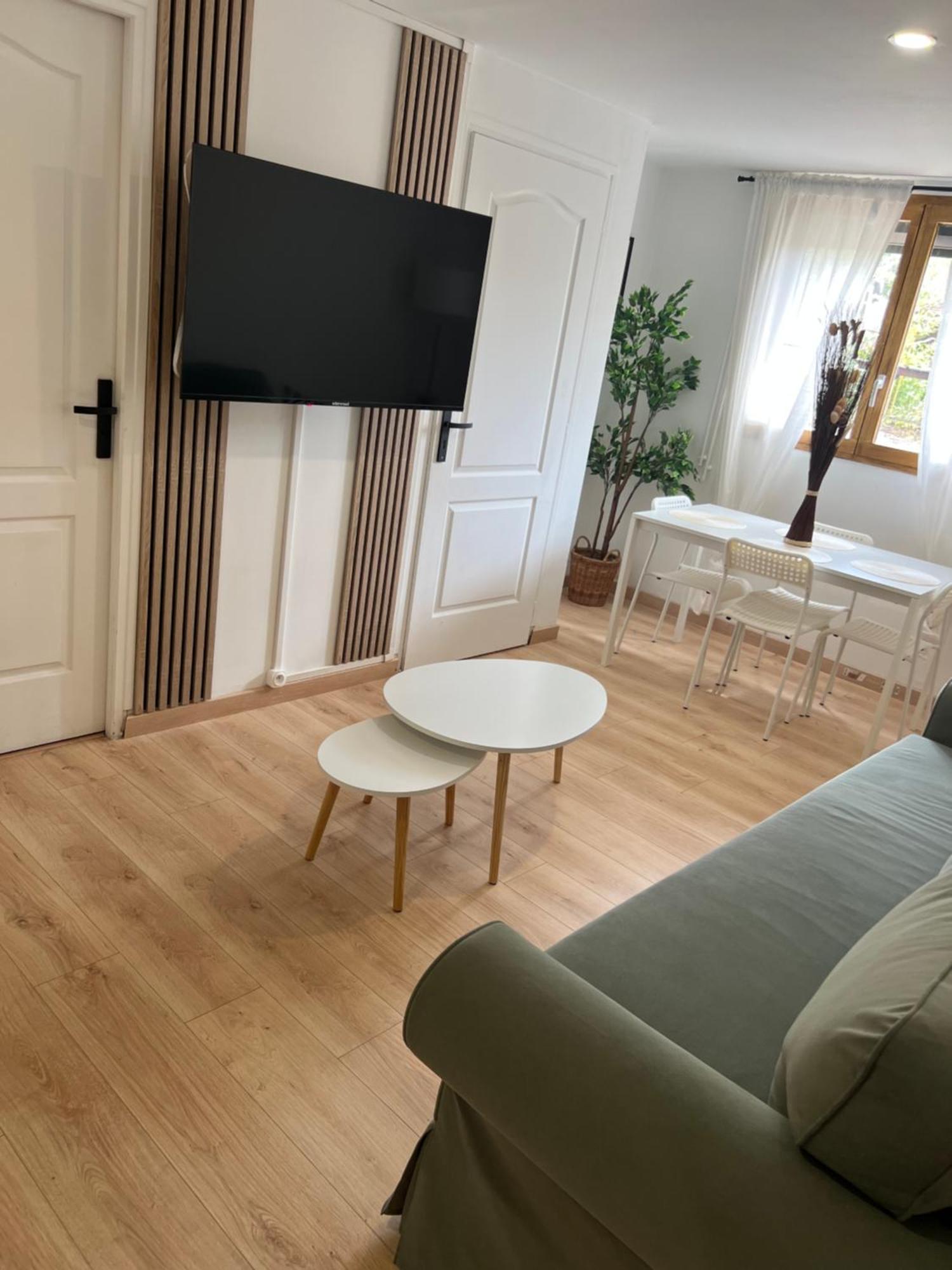 Appartement Pres De Paris, Disney & Cdg Tremblay-en-France Екстер'єр фото